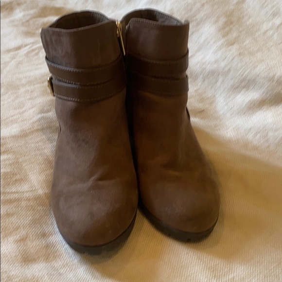 Booties - Picture 4 of 5